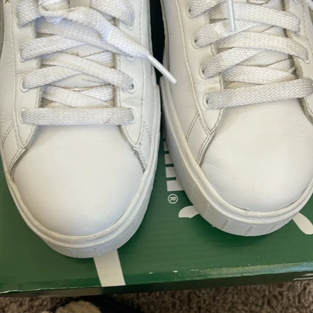 White Puma Mayze Classic Women’s size 10 - Picture 9 of 9